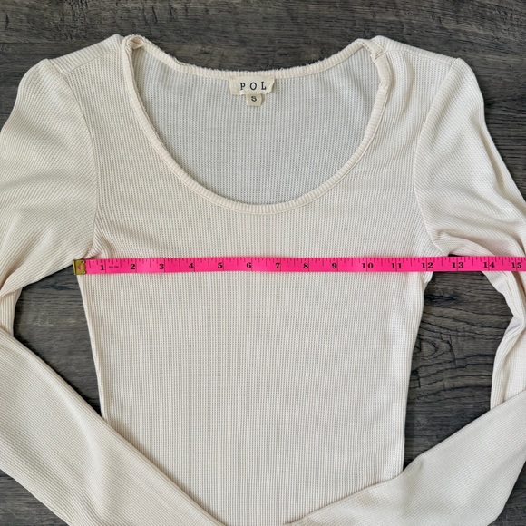 POL Waffle Knit Bodysuit Oyster Beige Long Sleeve Scoop Neck Size S Snap Closure - Picture 9 of 12